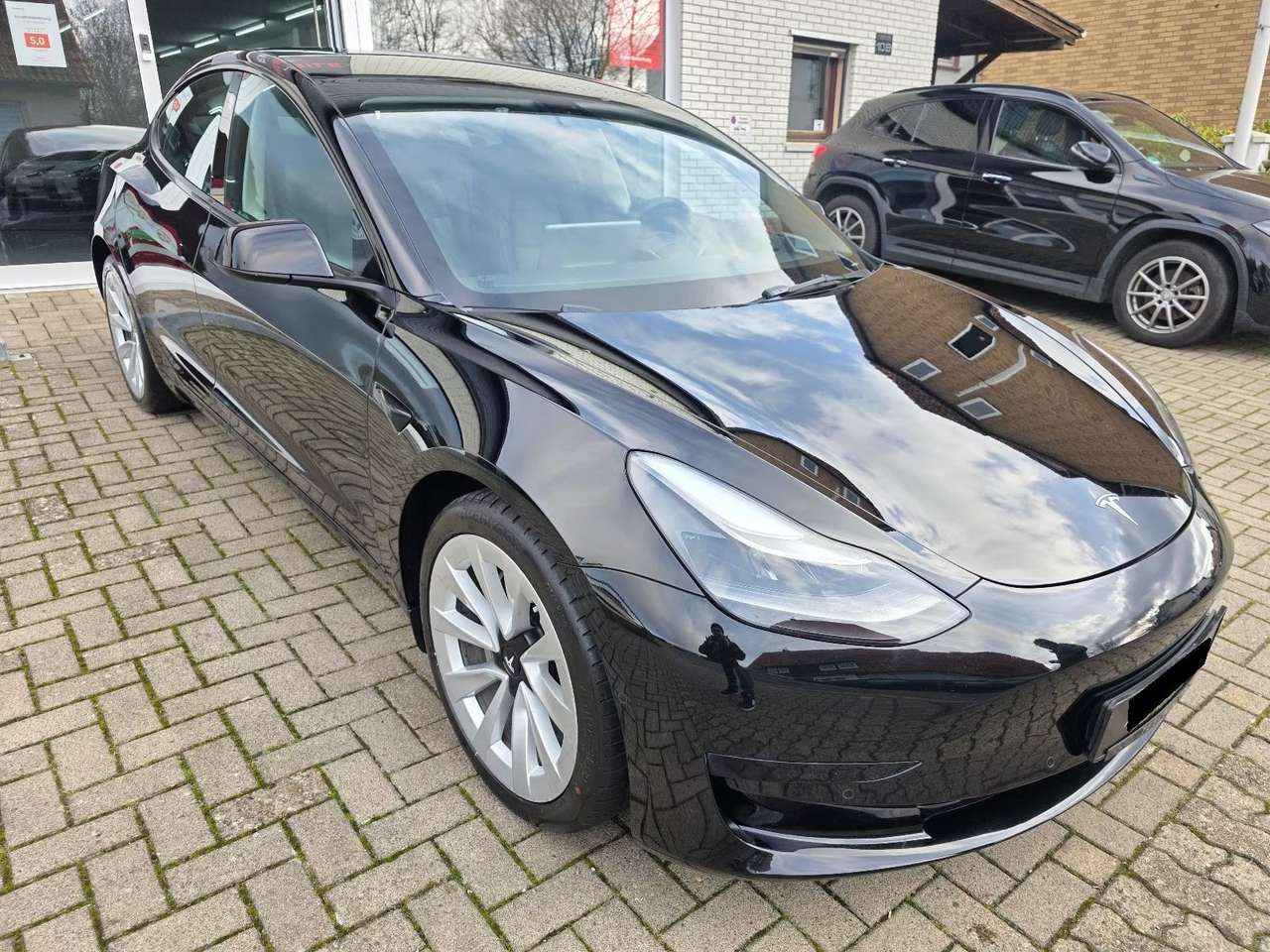 Tesla Model 3 Model 3 Standard rwd Plus