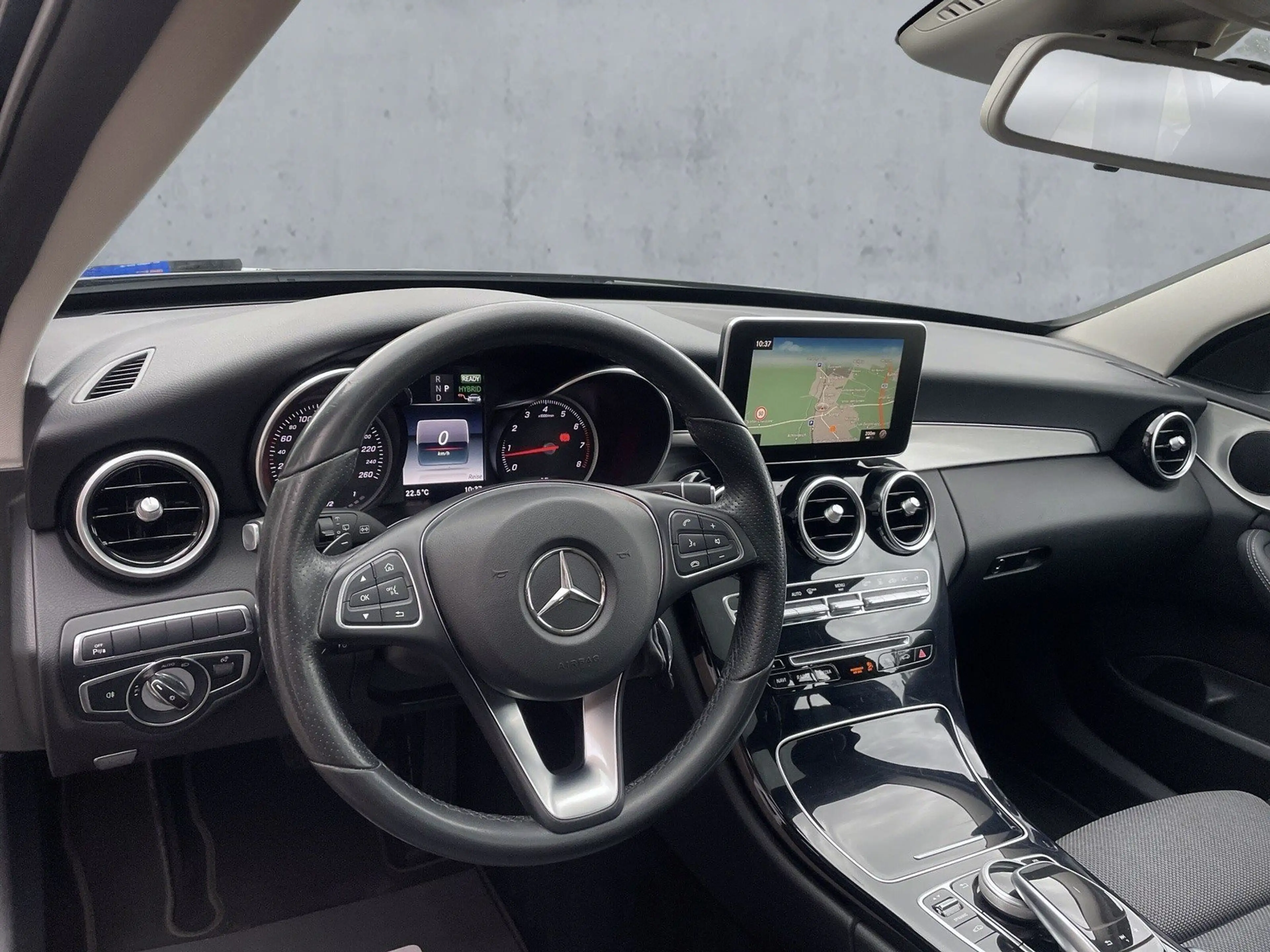 Mercedes-Benz C 350 e T AHK+Pano+Business+Navi — photo 11