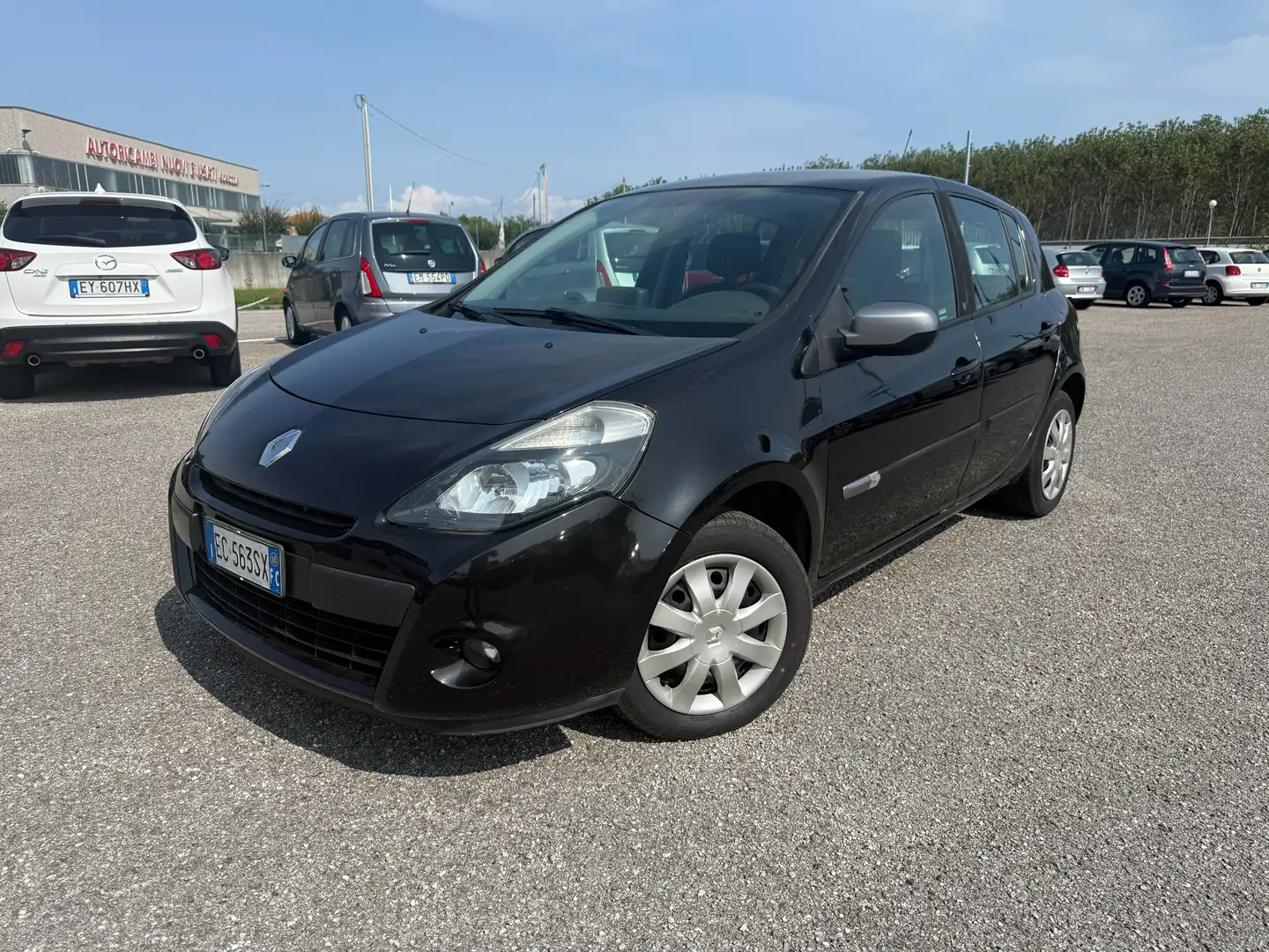 Renault Clio Clio 5p 1.5 dci 75cv Noir - 1