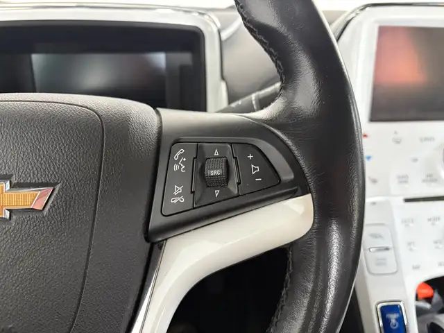 Chevrolet Volt view 13