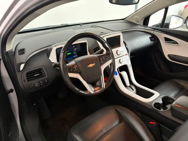 Chevrolet Volt view 6