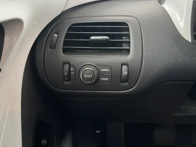 Chevrolet Volt view 9