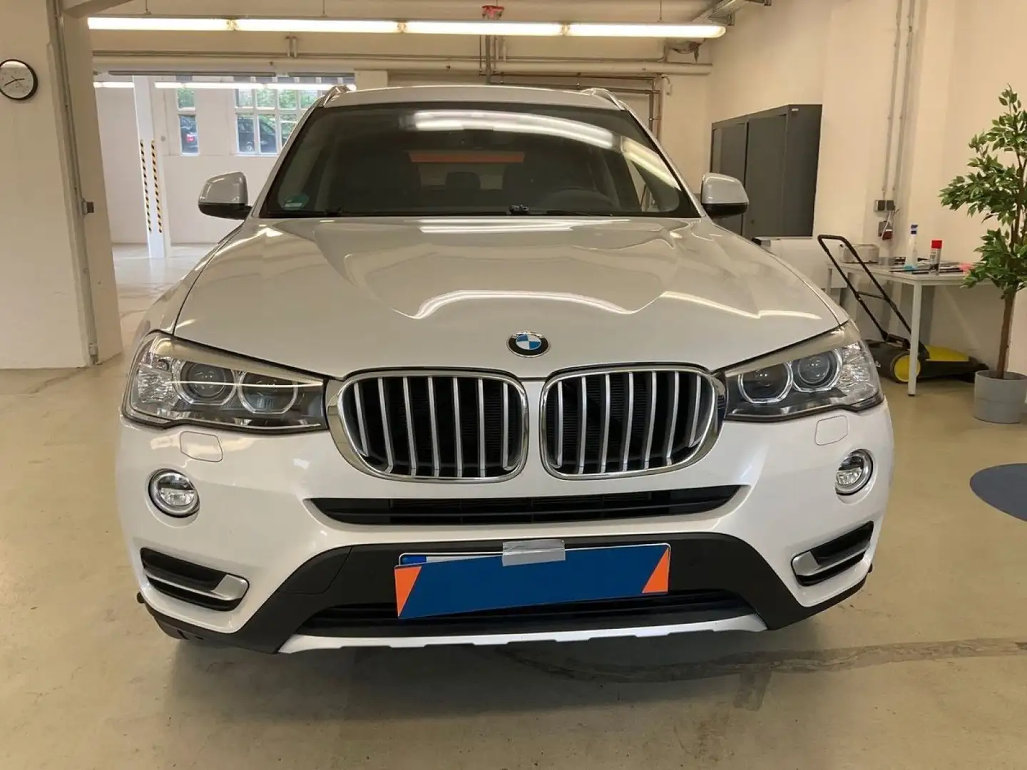 BMW X3 xDrive 20d xLine NAVI*RFK*HEADUP*LEDER*1HD - 2