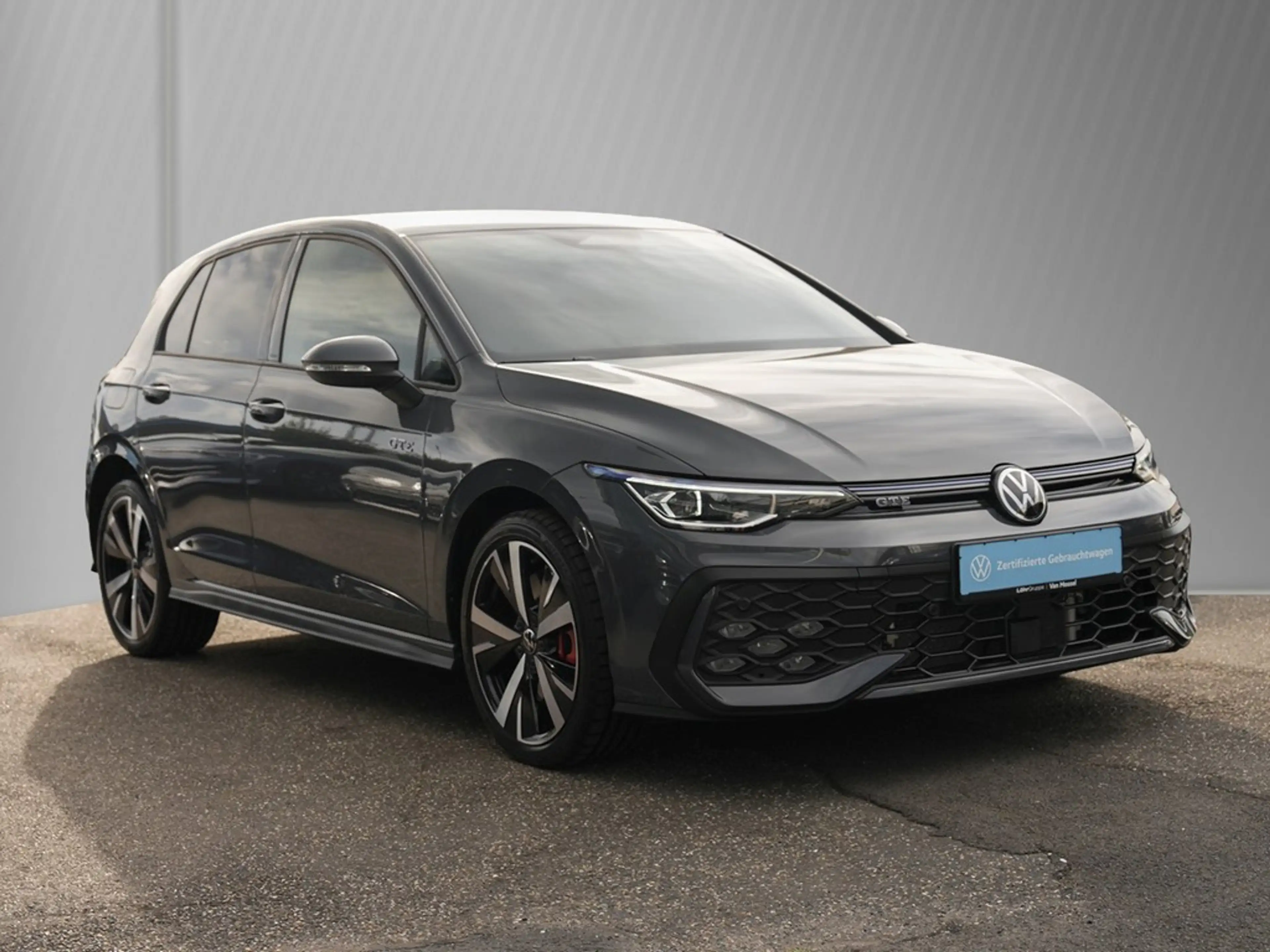 Volkswagen Golf GTE 1.5 TSI DSG e-Hybrid AHK/Navi/RFK — photo 4