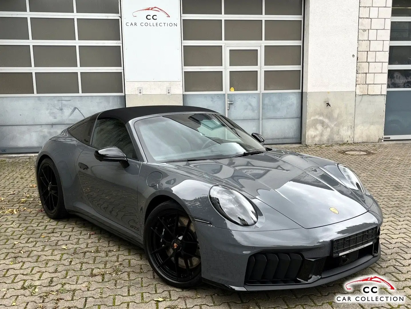 Porsche 992 .2 Targa 4 GTS |Lift|Matrix|InnoD|18WSpoSi Grau - 2