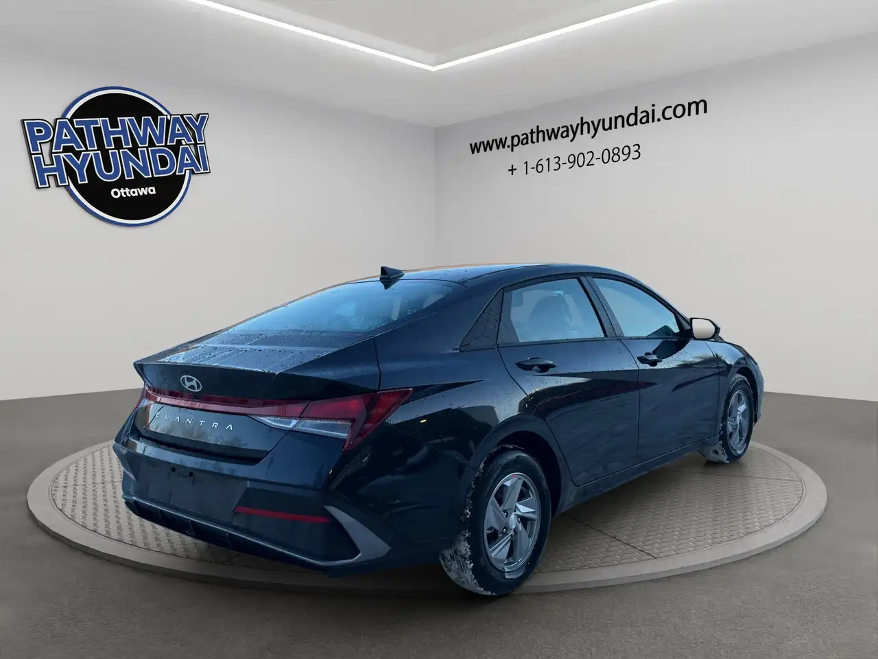 Hyundai ELANTRA снимка Hyundai ELANTRA