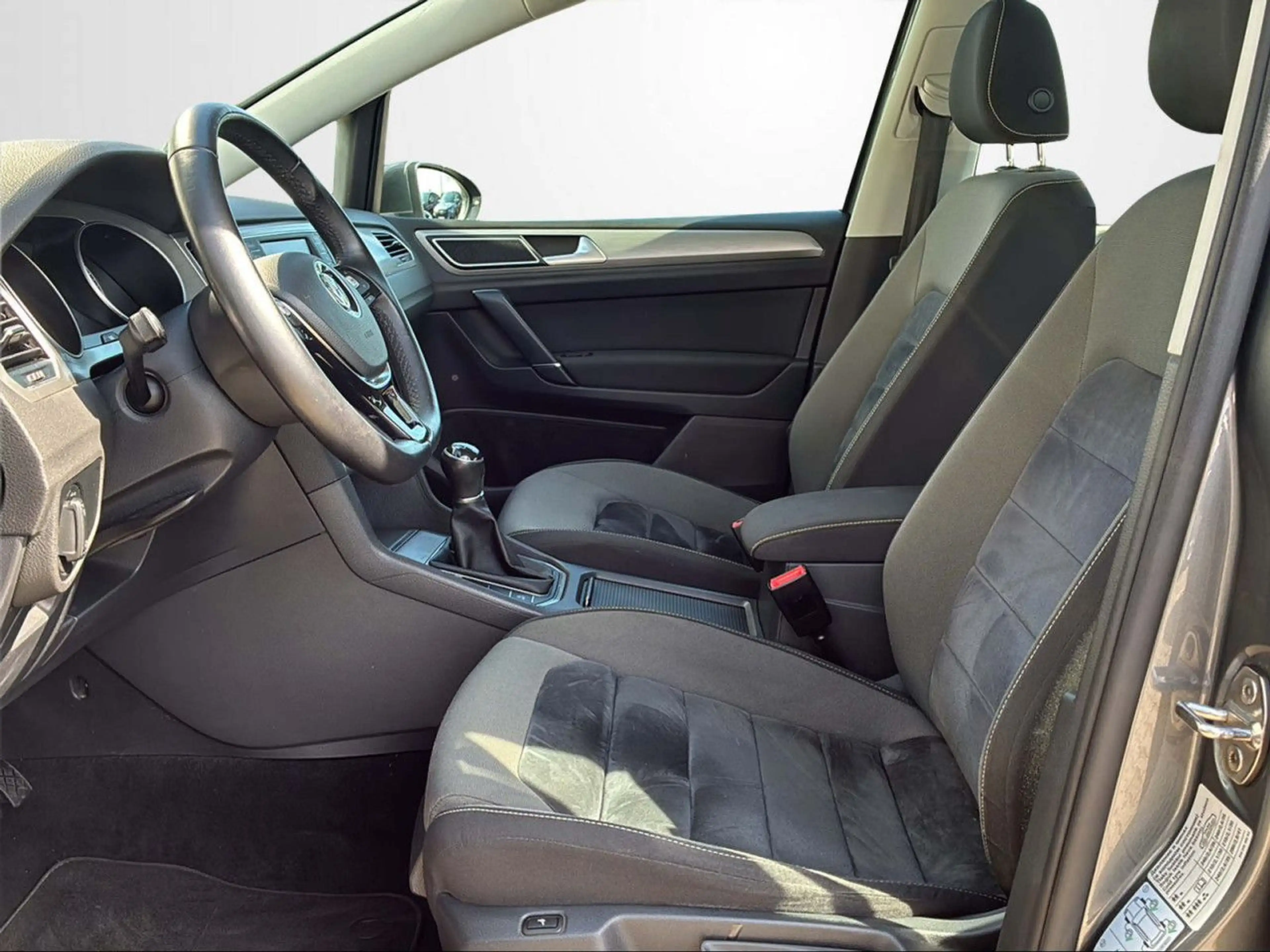 Volkswagen Golf Sportsvan 1.4 TSI COMFORTLINE SHZ+XENON+CAM — photo 8