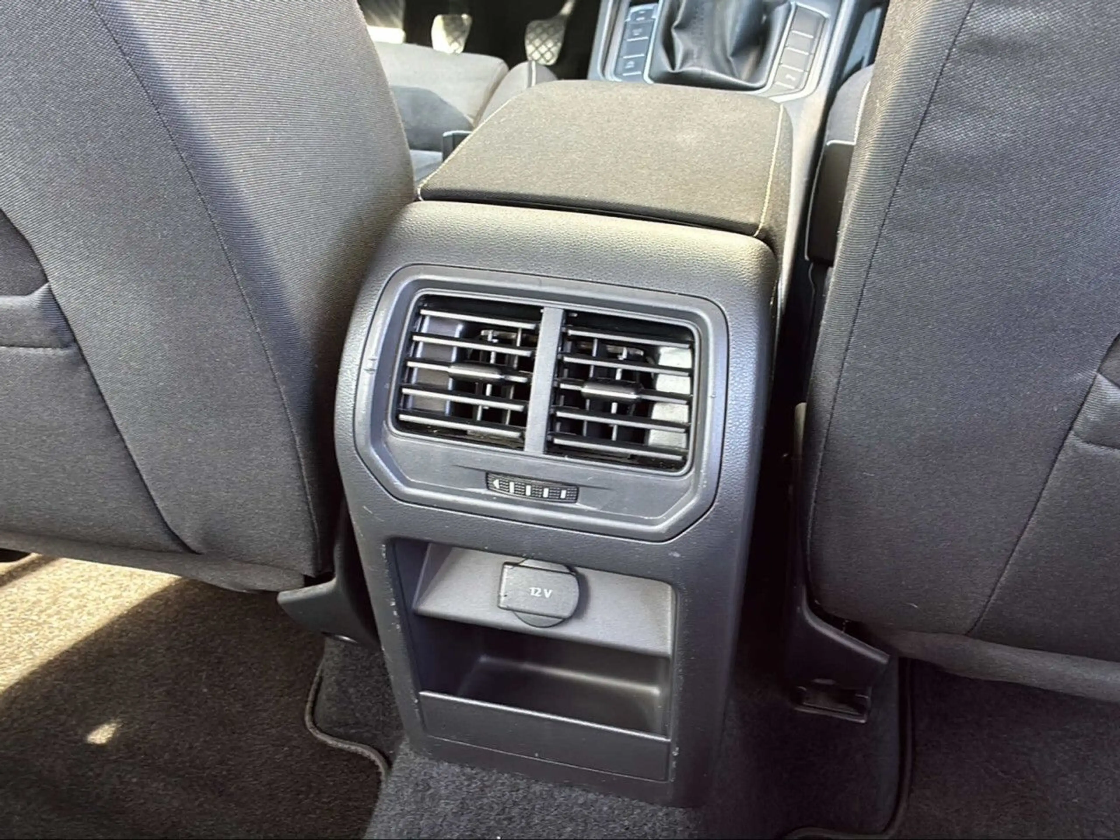 Volkswagen Golf Sportsvan 1.4 TSI COMFORTLINE SHZ+XENON+CAM — photo 13