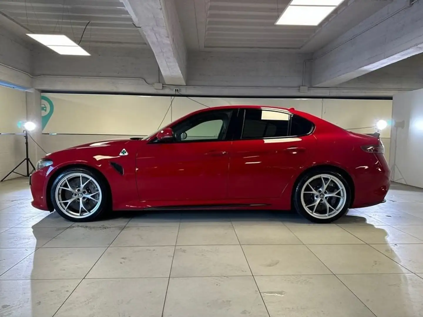 Alfa Romeo Giulia 2.9 V6 510CV Quadrifoglio AT8 Rosso - 2