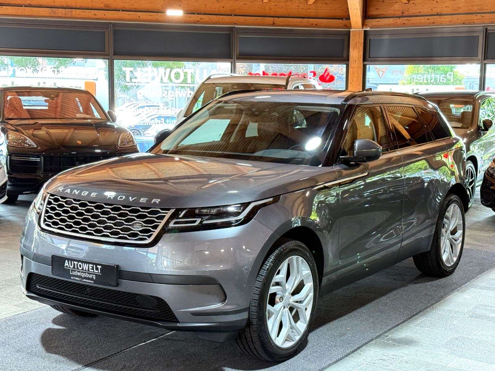 Second hand Land Rover Range Rover Velar 2.0