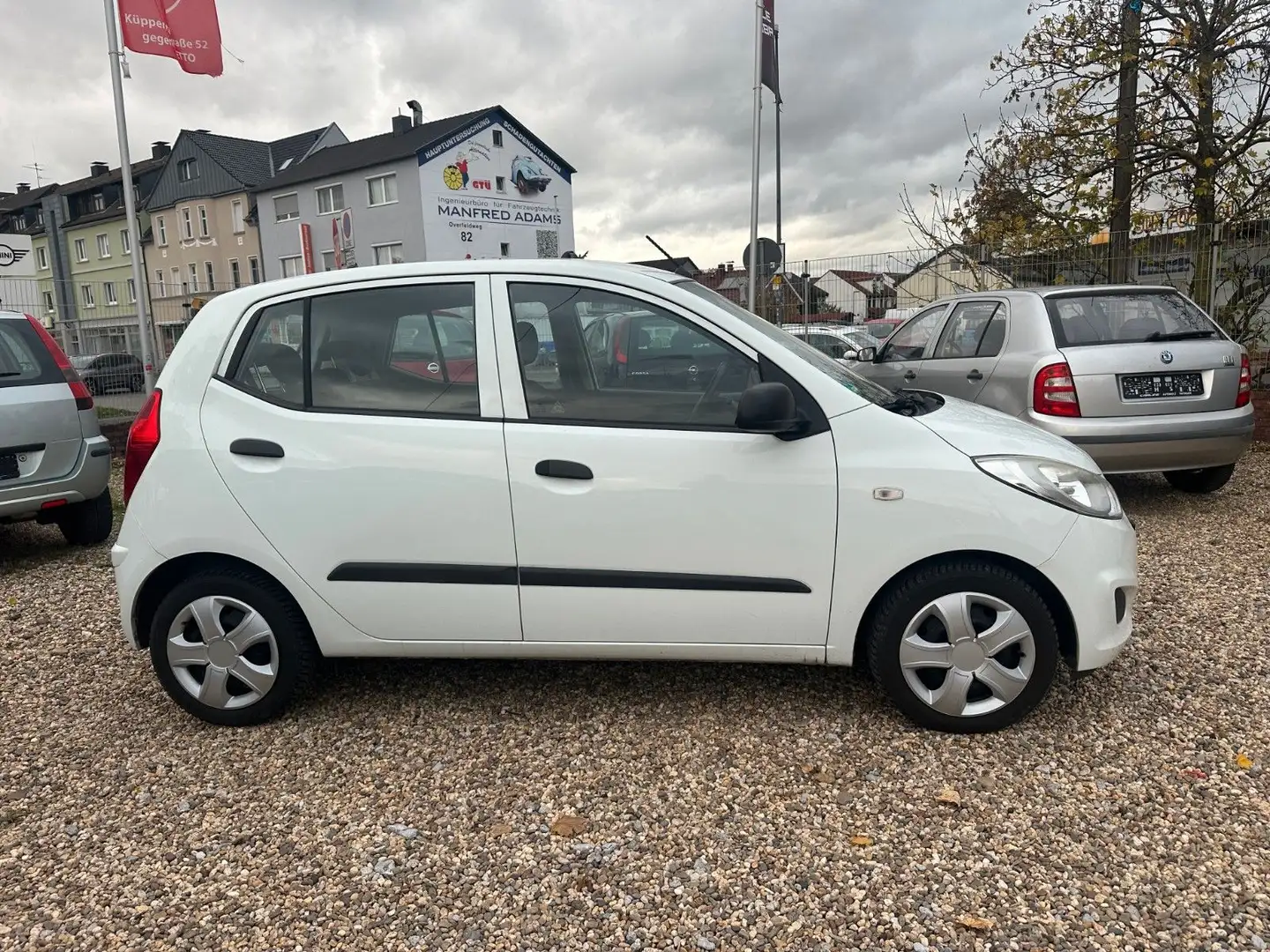 Hyundai i10 FIFA WM Edition Weiß - 2