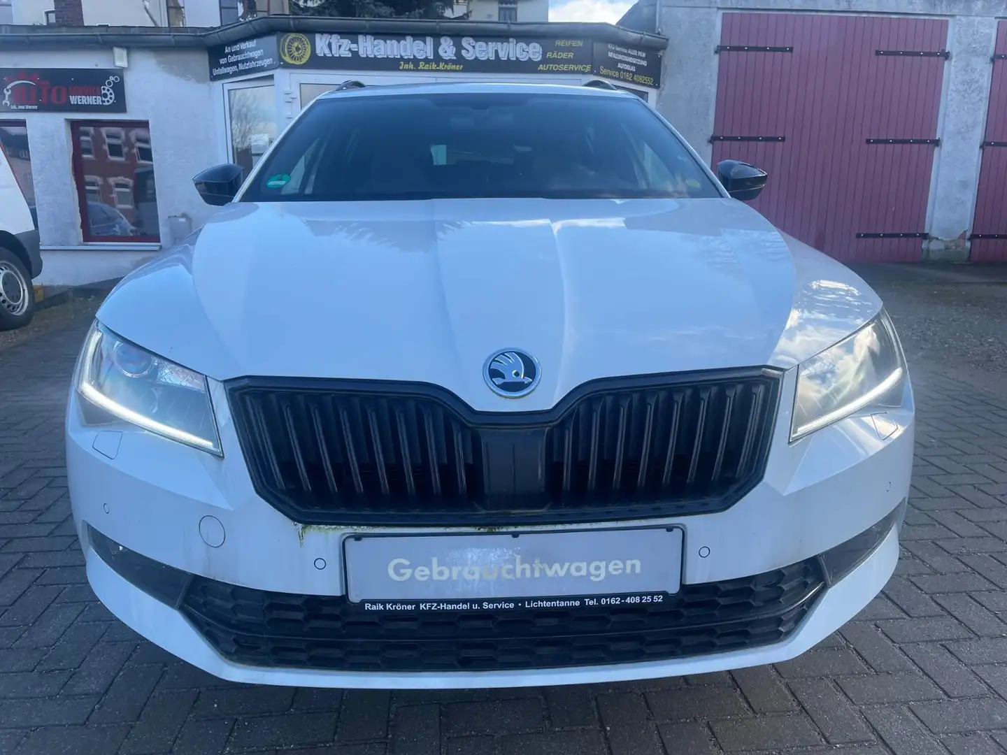 Skoda Superb Combi Sportline,SHZ,Alu,PDC,LED Blanc - 1
