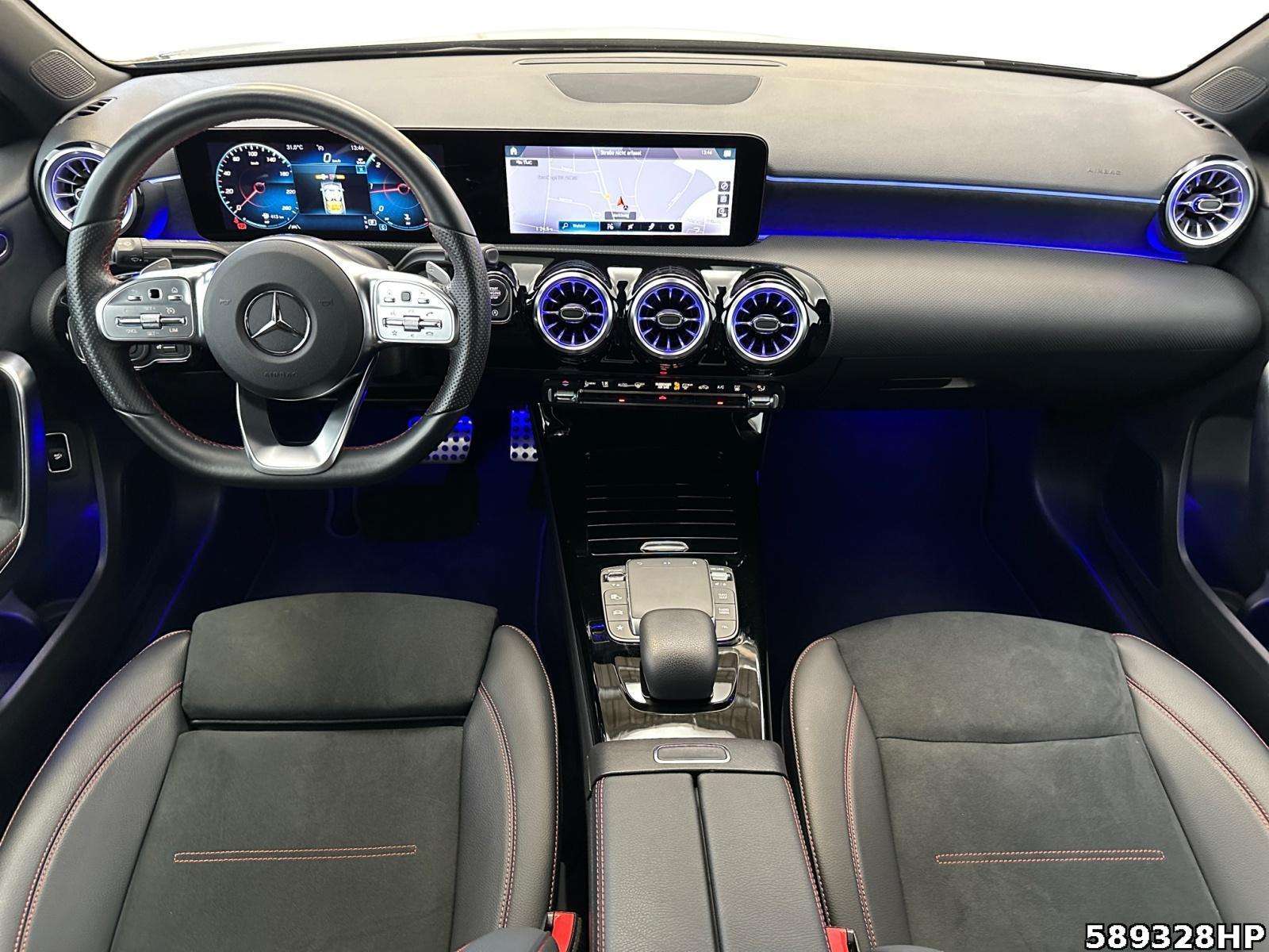 Mercedes-Benz A 220