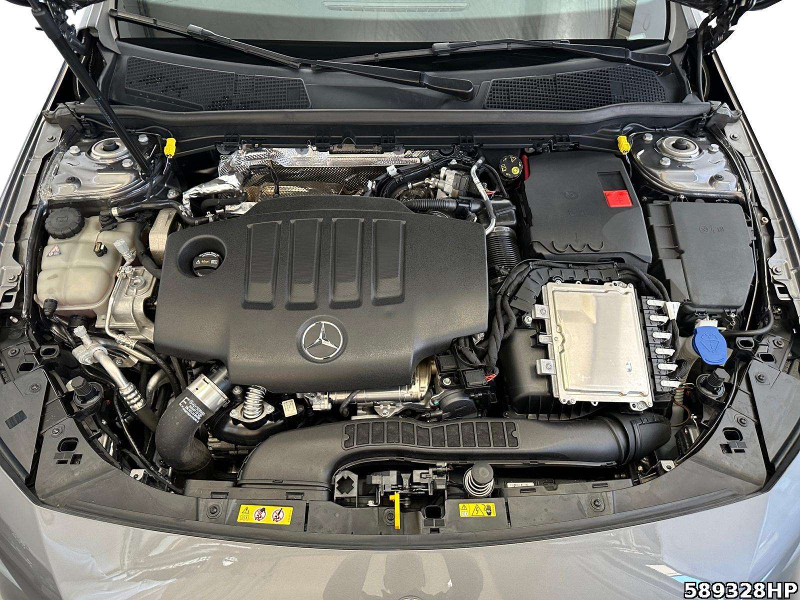 Mercedes-Benz A 220