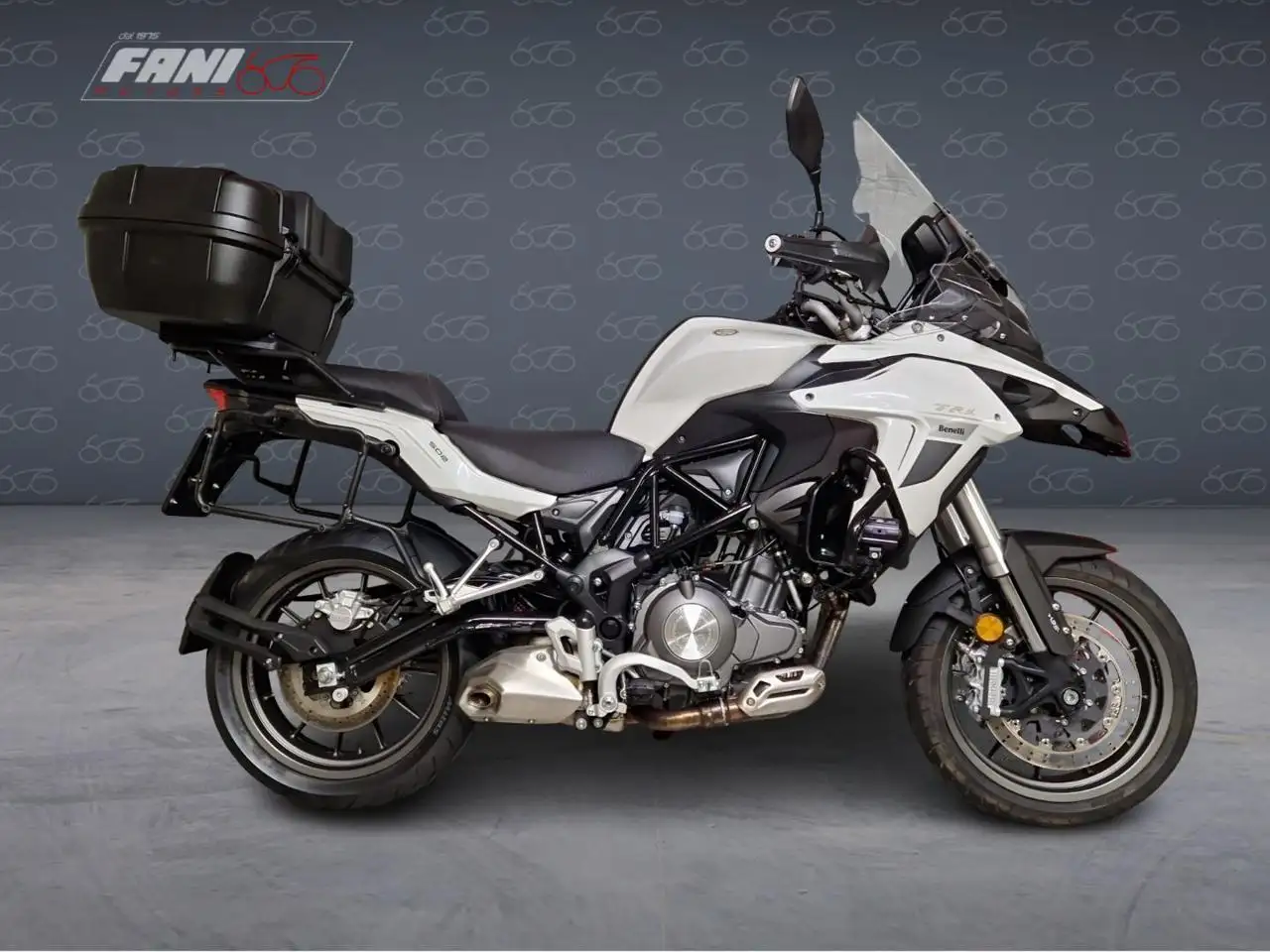 Benelli TRK 502