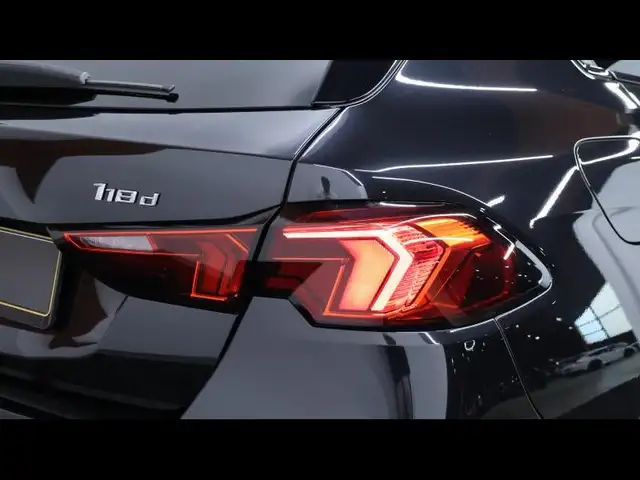 BMW 1 Series view 9