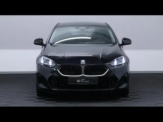 BMW 1 Series view 2
