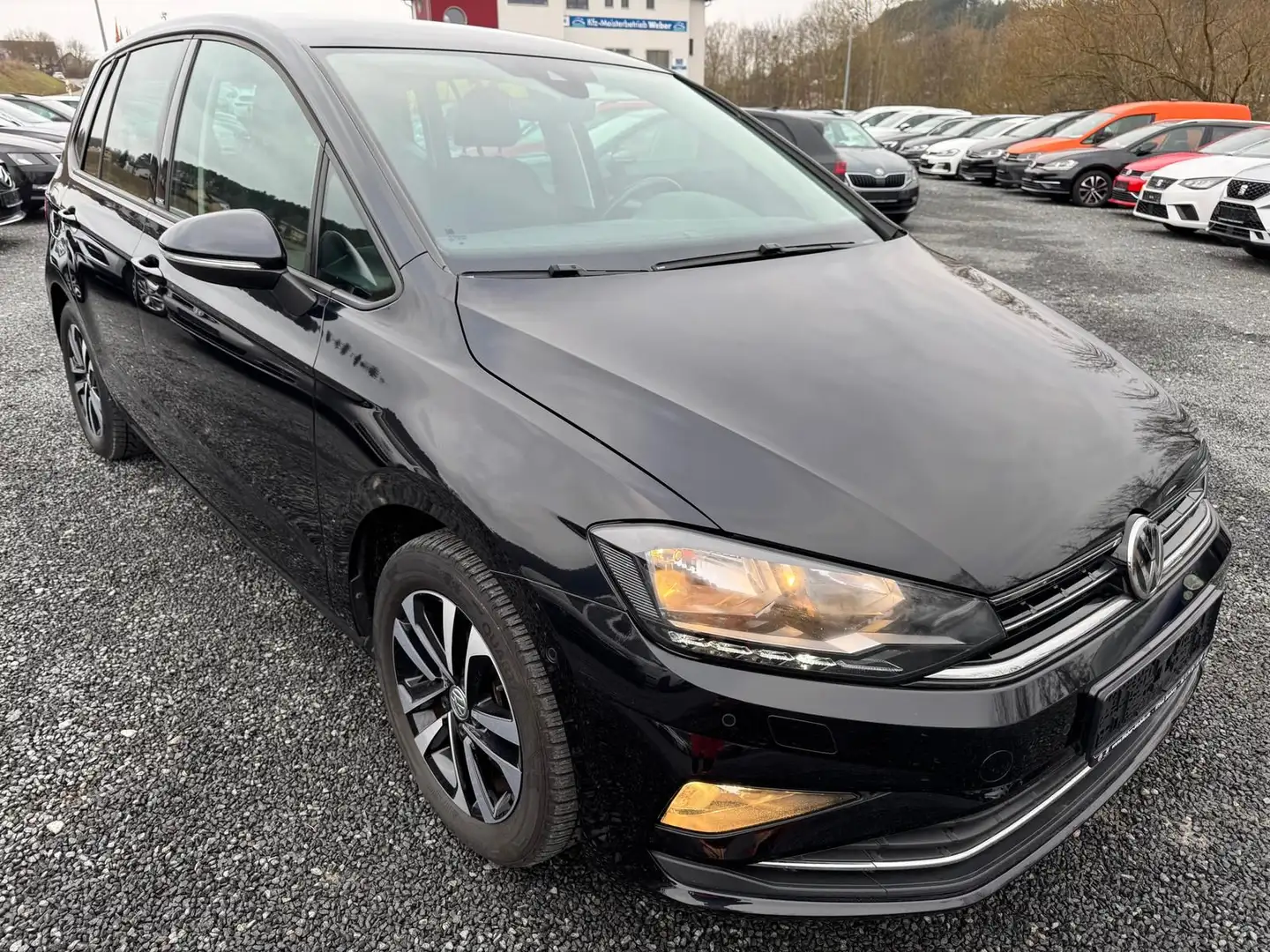 Volkswagen Golf Sportsvan VII 1.6 TDI *IQ-Drive*PDCvo+hi*SH Schwarz - 1