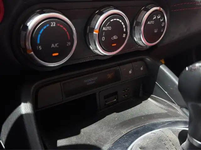 Abarth 124 Spider view 26