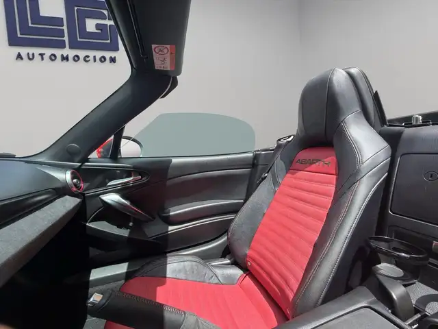 Abarth 124 Spider view 16