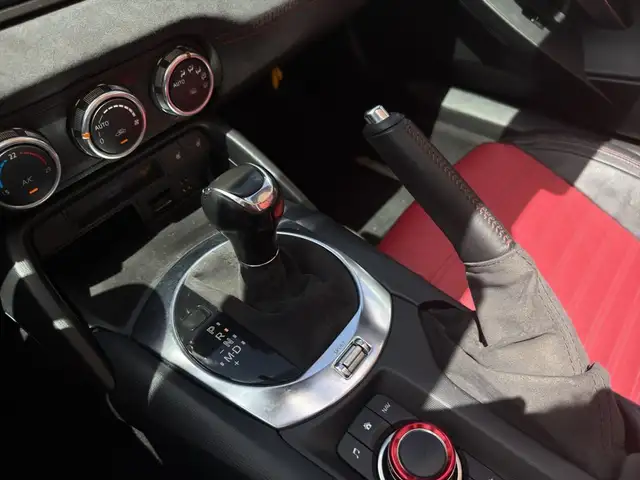 Abarth 124 Spider view 11