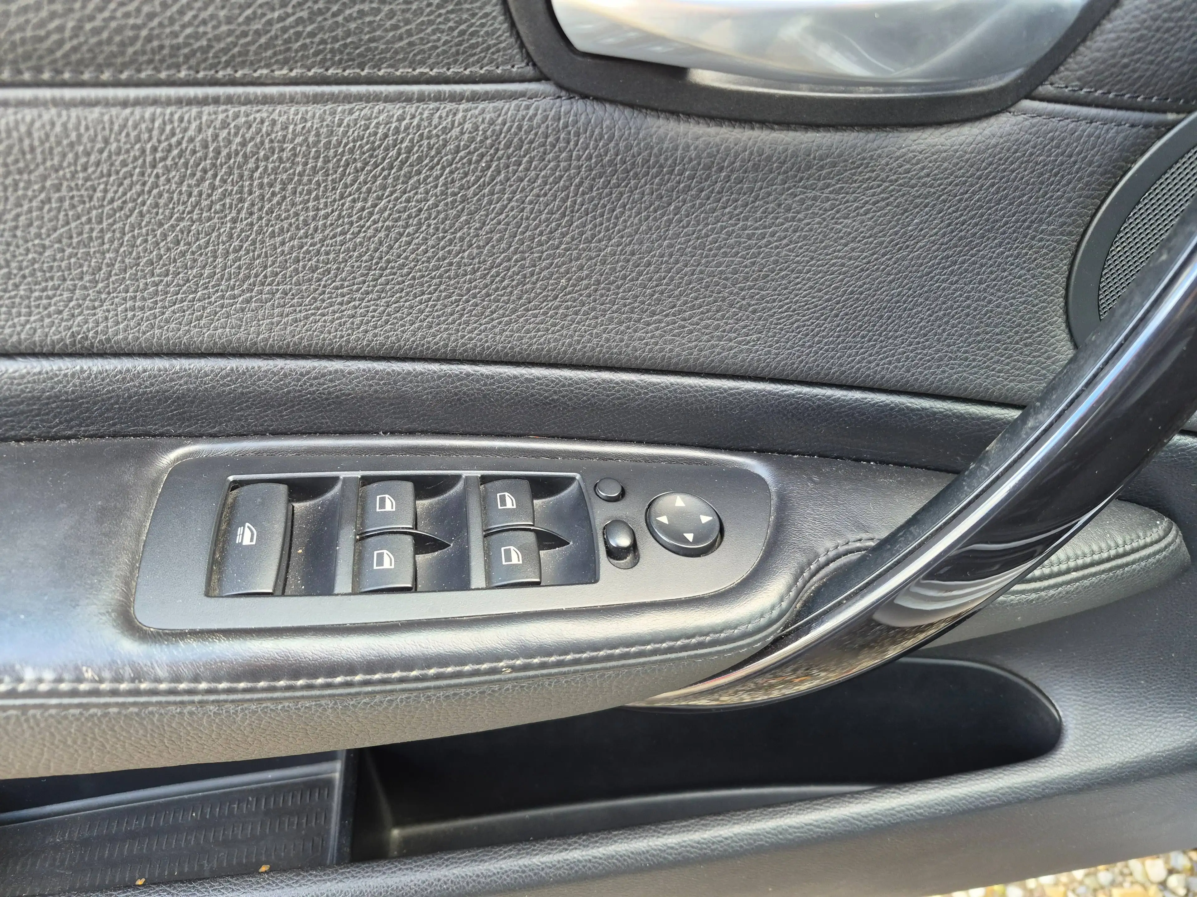 BMW 120 120 d Cabrio — photo 8