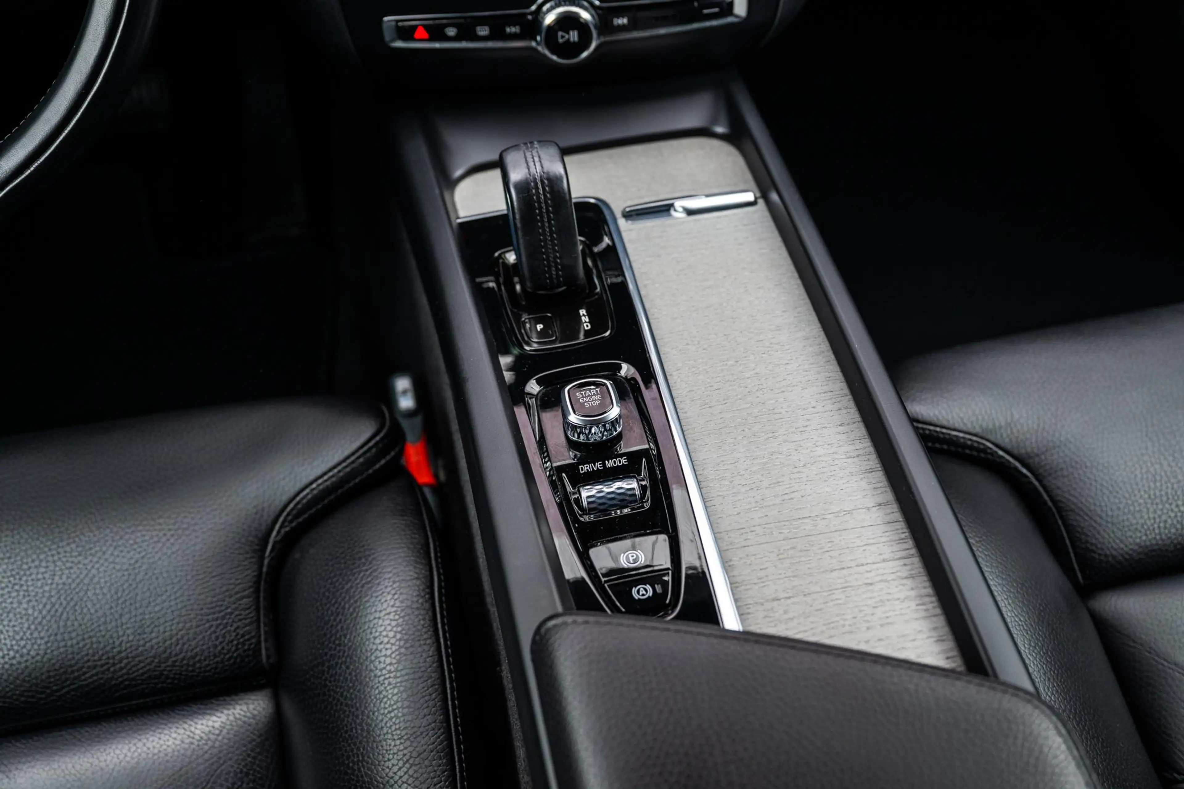 Volvo V60 Cross Country 2.0 B5 AWD Pro | Achteruitrijcamera | Parkeersenso — photo 12