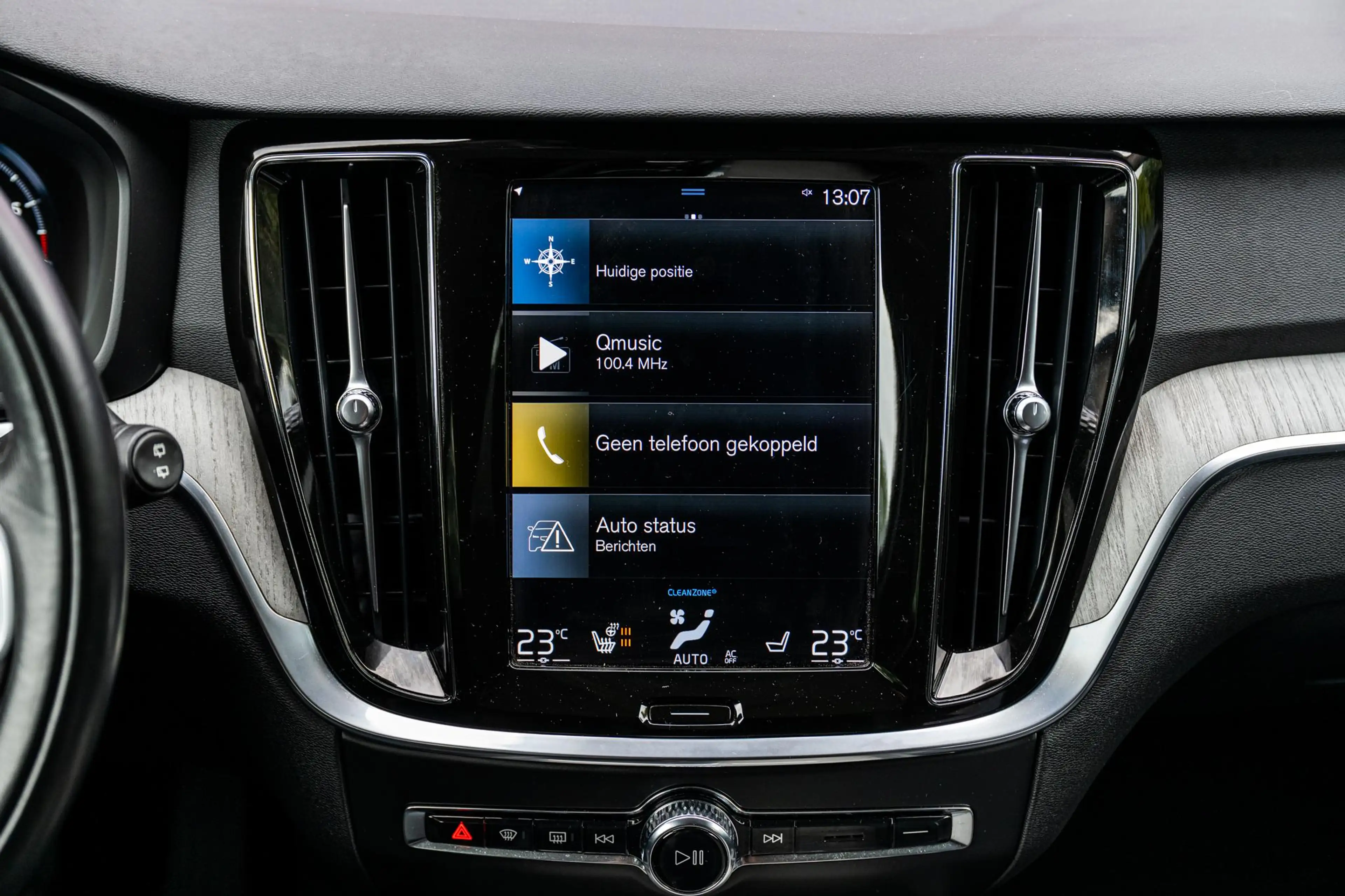 Volvo V60 Cross Country 2.0 B5 AWD Pro | Achteruitrijcamera | Parkeersenso — photo 13