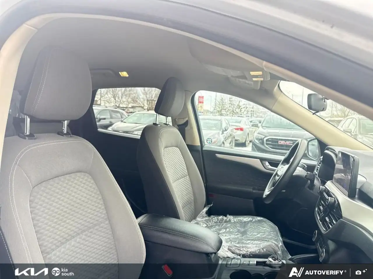 Ford Escape снимка Ford Escape