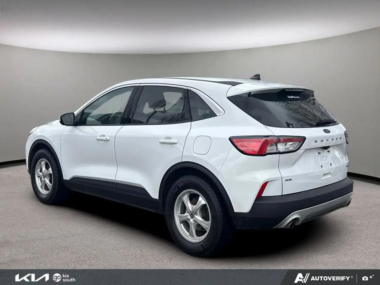 Ford Escape снимка Ford Escape
