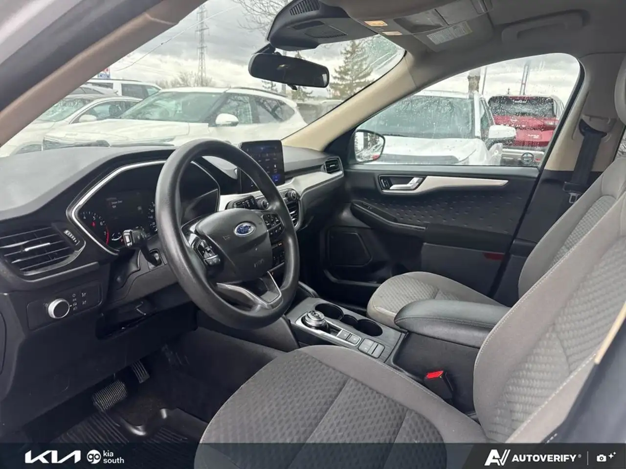 Ford Escape снимка Ford Escape