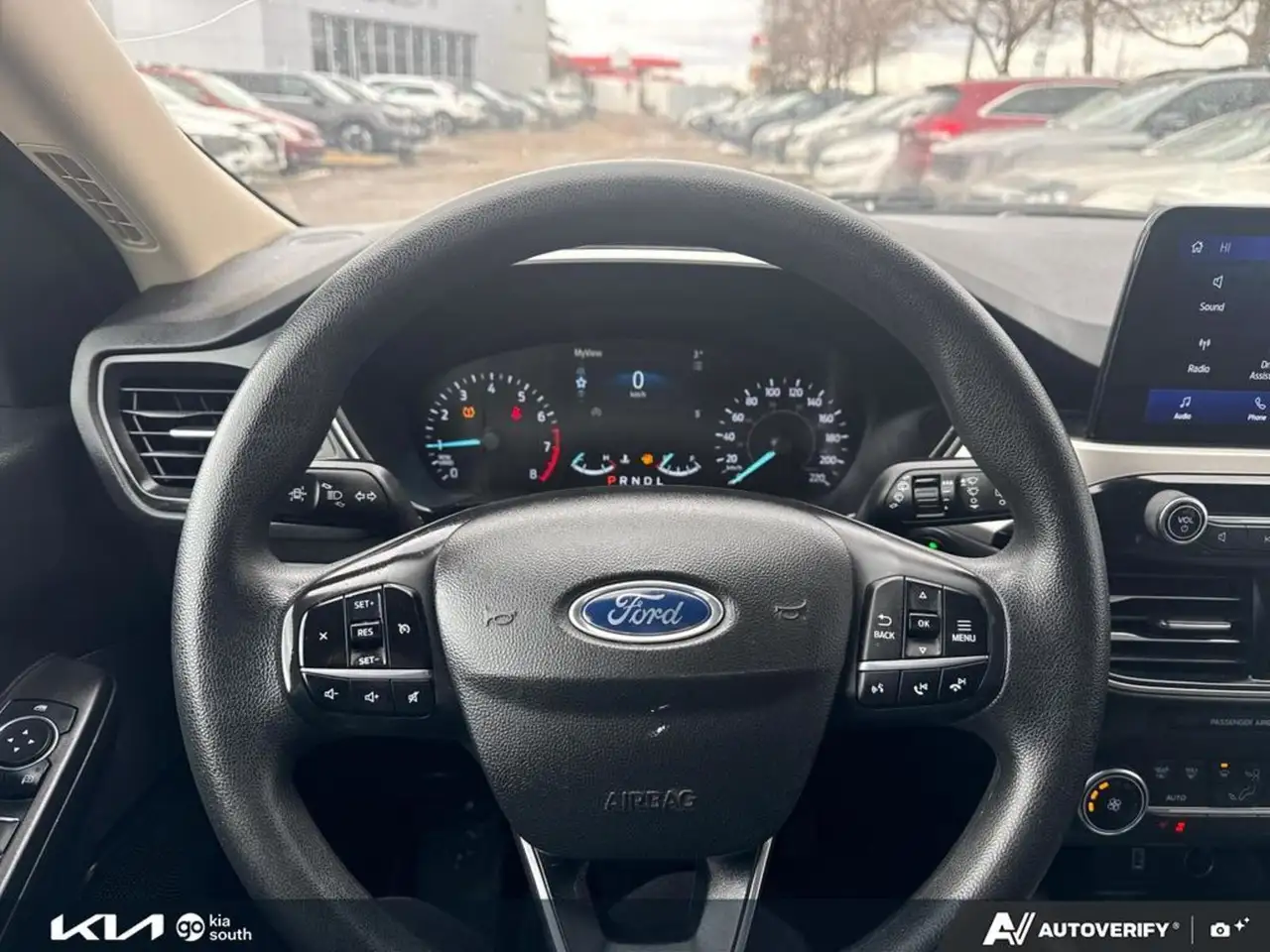 Ford Escape снимка Ford Escape