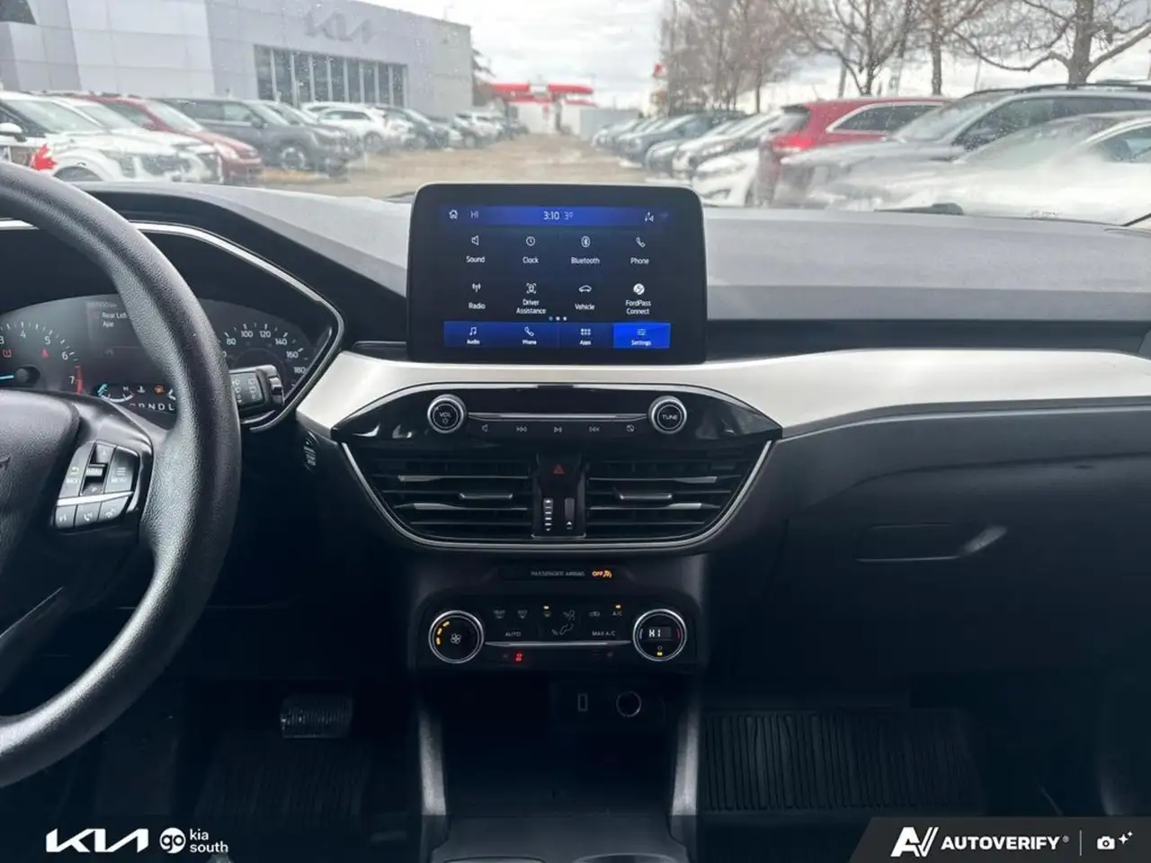 Ford Escape снимка Ford Escape