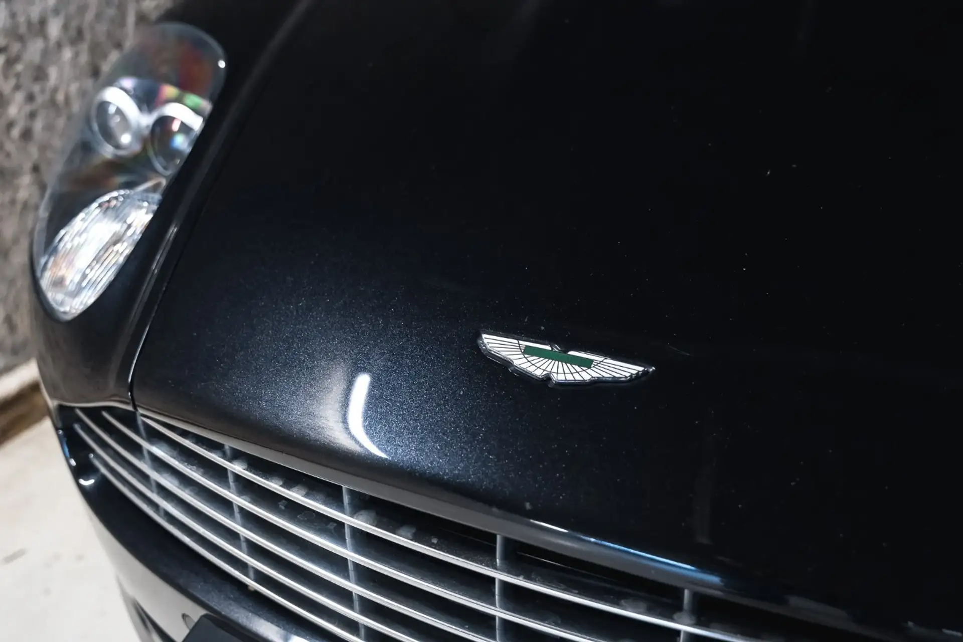 애스턴마틴 DB9 Coupe 2009 검정 사진 4