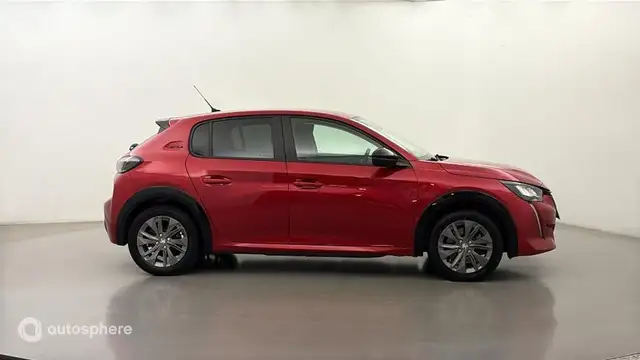 Peugeot 208 view 4
