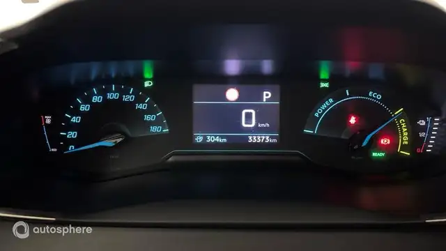 Peugeot 208 view 10