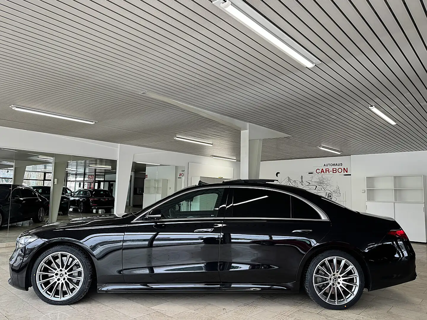 Mercedes-Benz S 350 d lang 4MATIC Aut. AMG Schwarz - 2