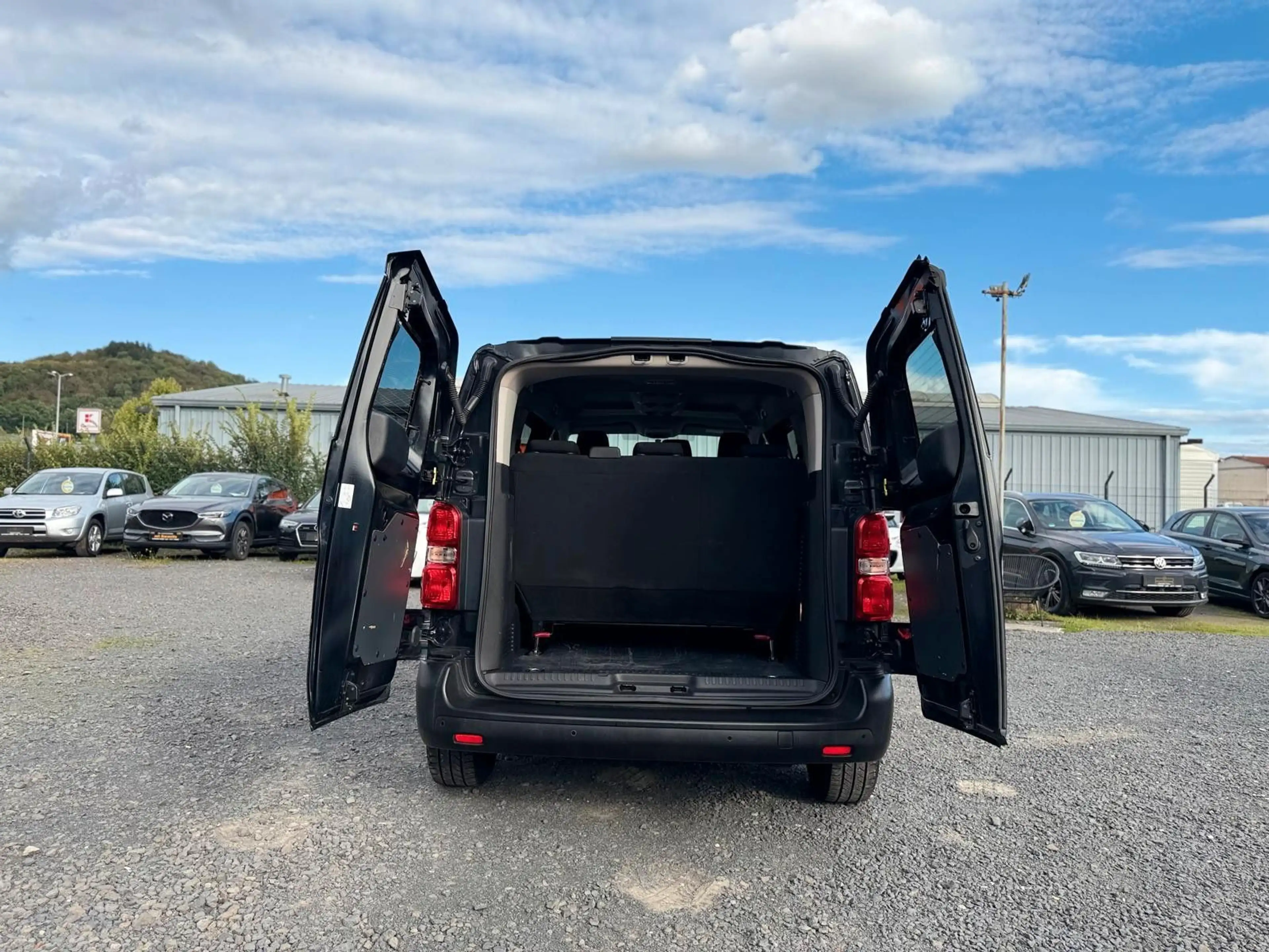 Citroen Jumpy Kombi M NAVI/KAMERA/9 SITZER/TÜV NEU — photo 11