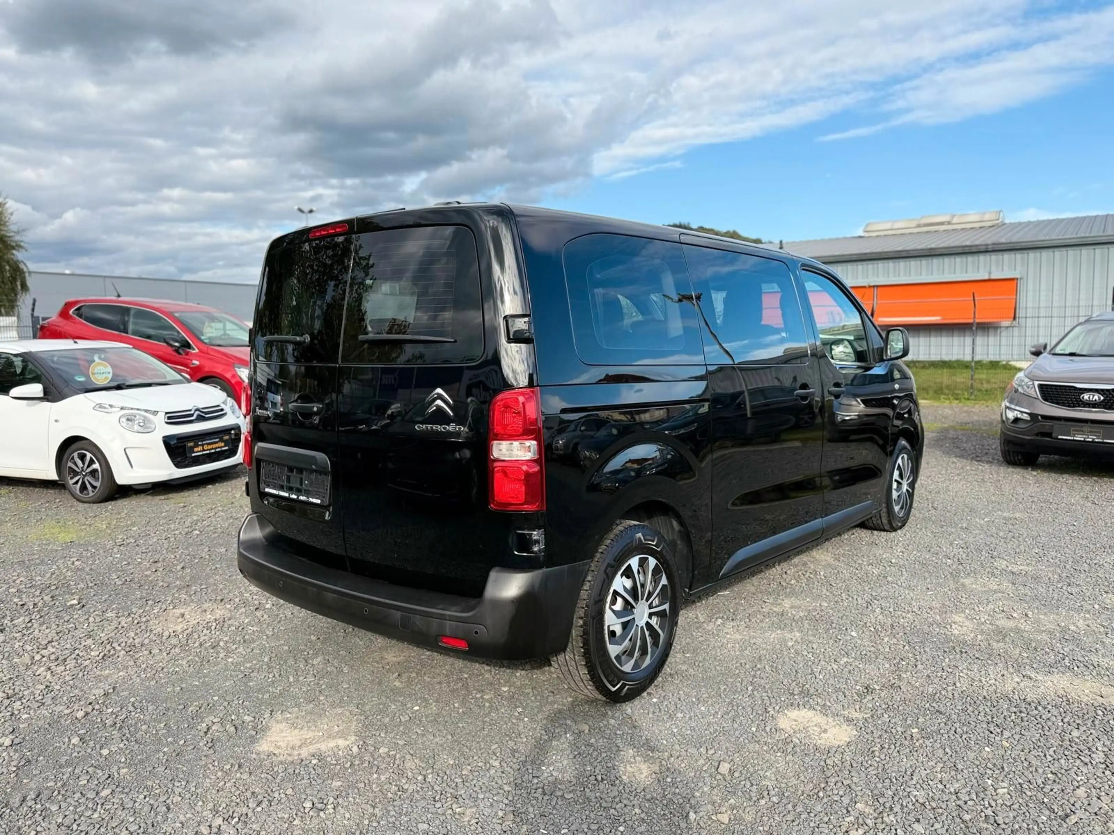 Citroen Jumpy Kombi M NAVI/KAMERA/9 SITZER/TÜV NEU — photo 10