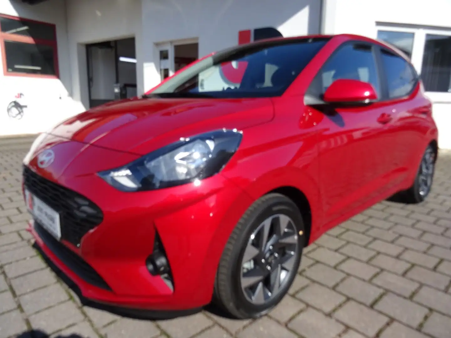 Hyundai i10 Automatik Style Navi Kamera Carplay Rot - 2