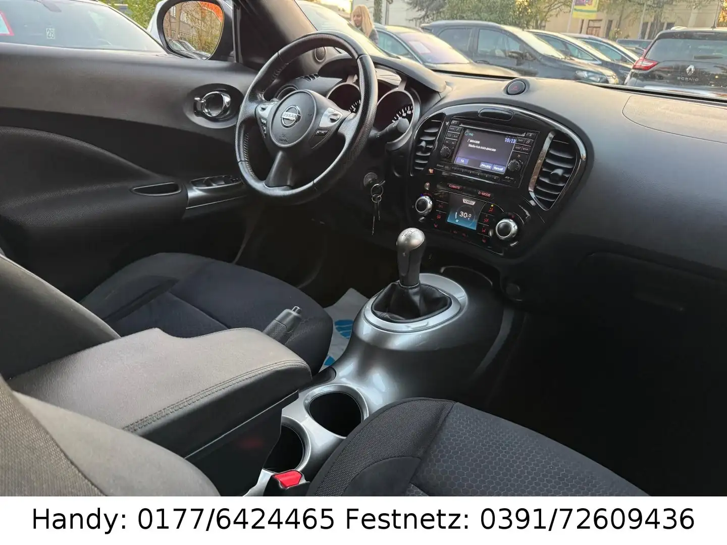 Nissan Juke 1.6 KLIMAAUTOMATIK/NAVI/KAMERA/ALU/TOP! Schwarz - 2