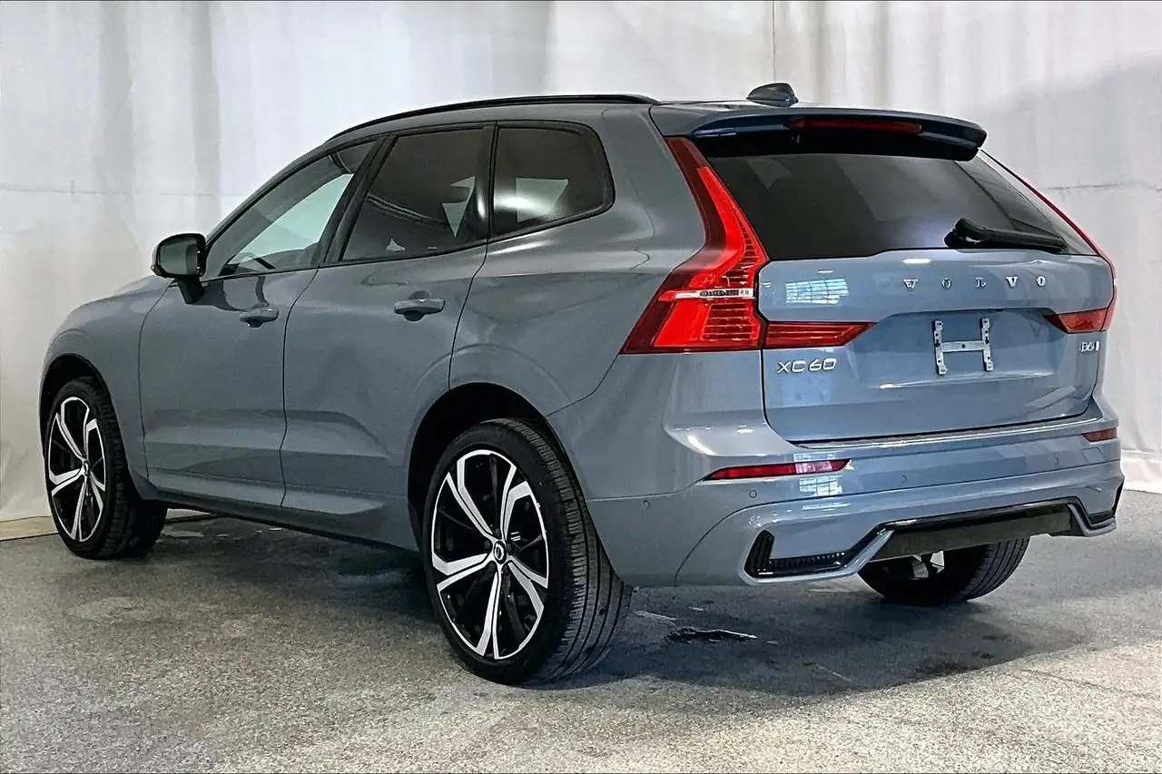 Volvo XC60 снимка Volvo XC60