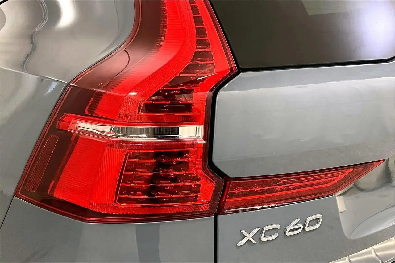 Volvo XC60 снимка Volvo XC60