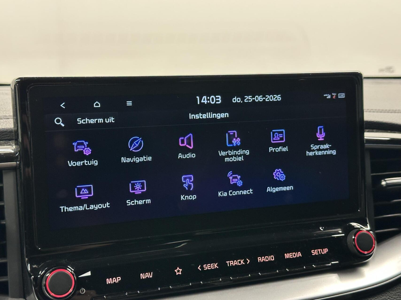 Kia ProCeed / pro_cee'd 1.5 T-GDI GT-Line PANO CAMERA CRUISE CARPLAY NAVI — photo 7
