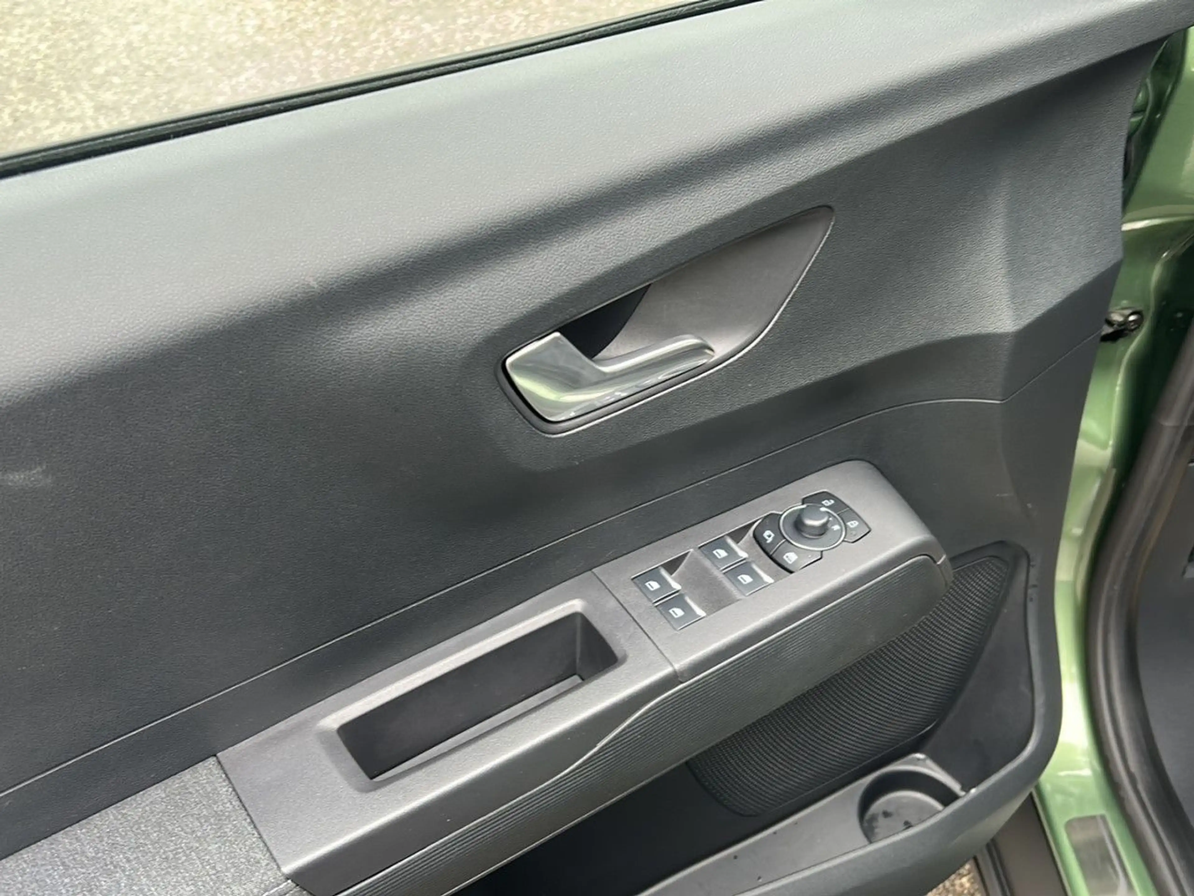 Ford Tourneo Courier Active Bluetooth Navi Klima — photo 10