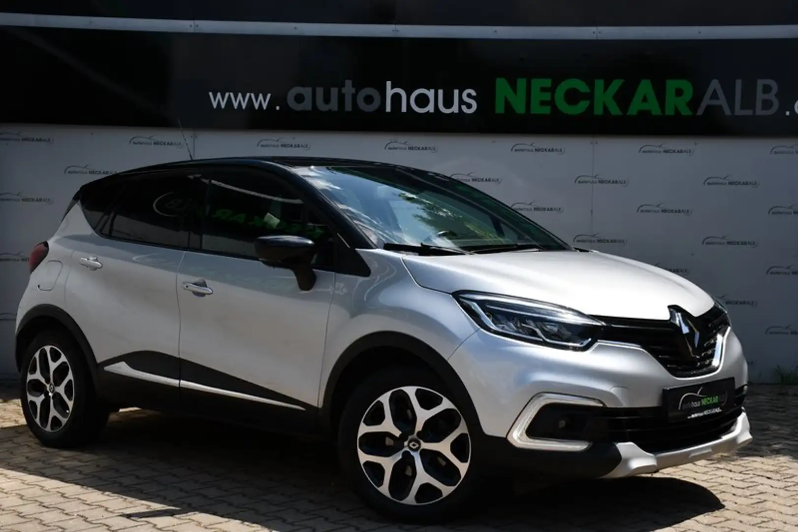 Renault Captur Collection *Kamera*Navi*Tempomat*AHK* Grey - 1
