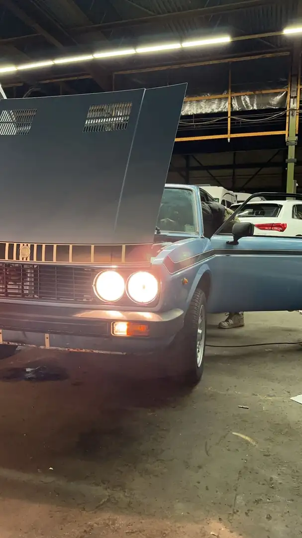 Fiat 128 GLX 3P Sport - 2