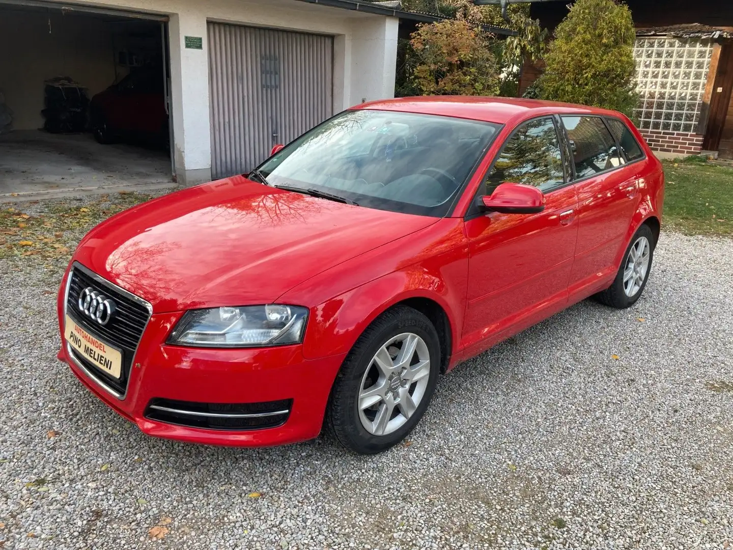 Audi A3 Sportback 1.6 Attraction HAGELSCHADEN Rot - 1