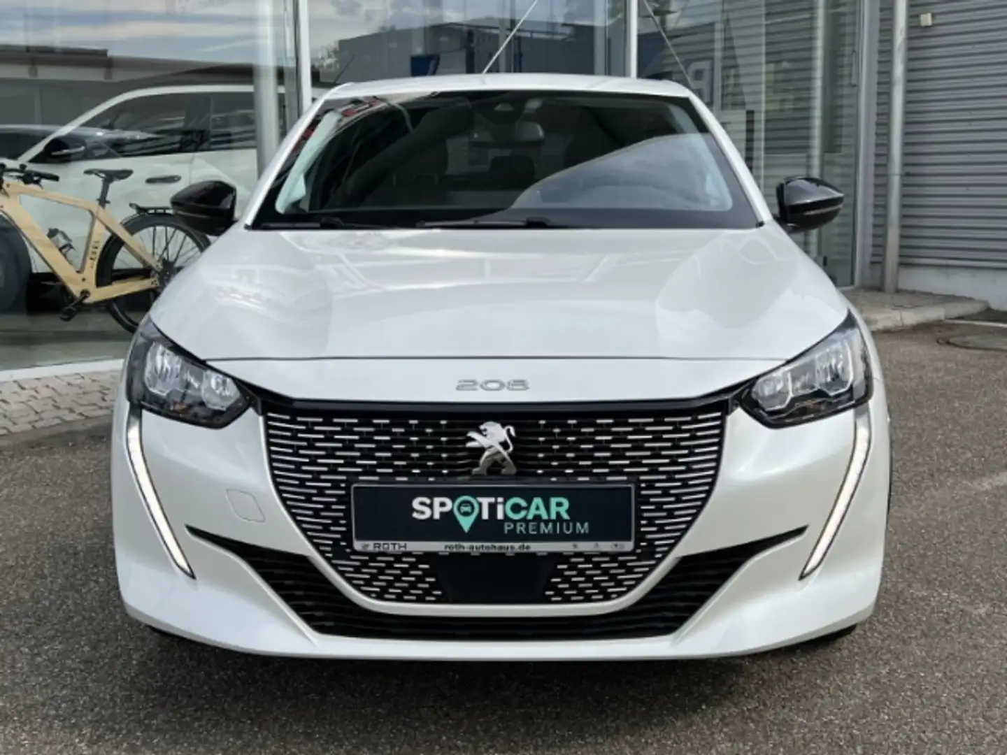 Peugeot 208 e- Elektromotor 136 Allure Pack Klimaautom LED Blanc - 2