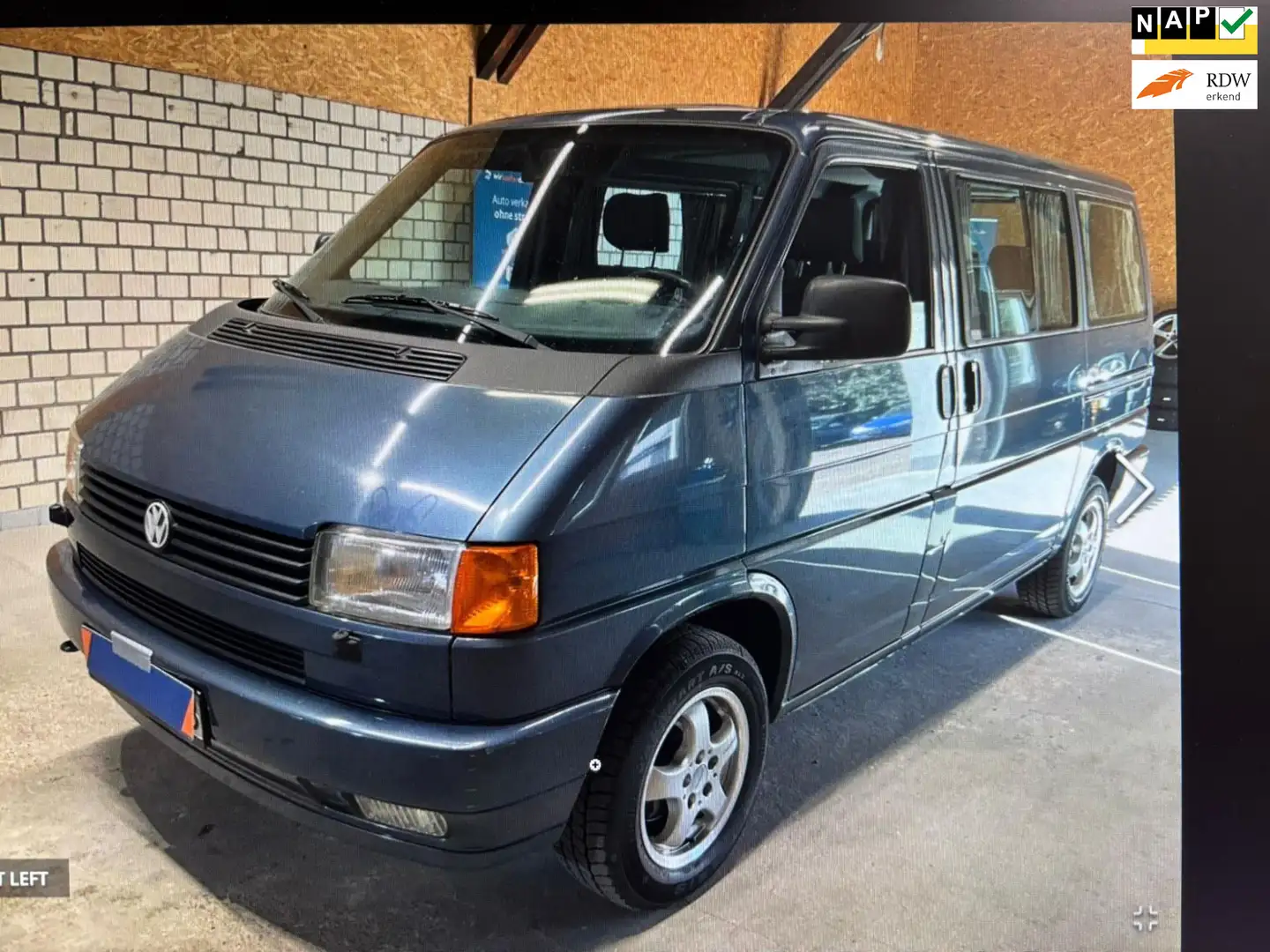 Volkswagen 6-persoons/airco/open dak vakantiebus Blauw - 1